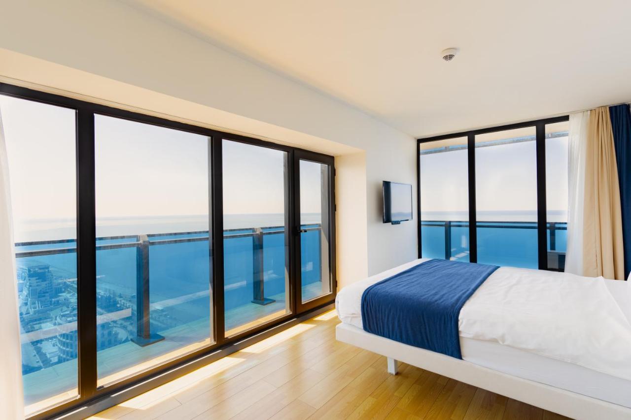 Gc Apartments Batumi Exterior photo