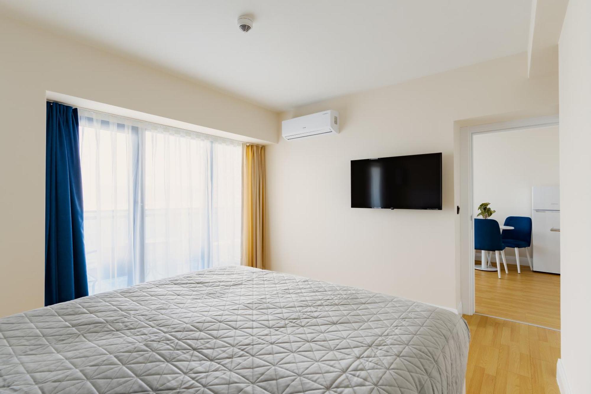 Gc Apartments Batumi Exterior photo